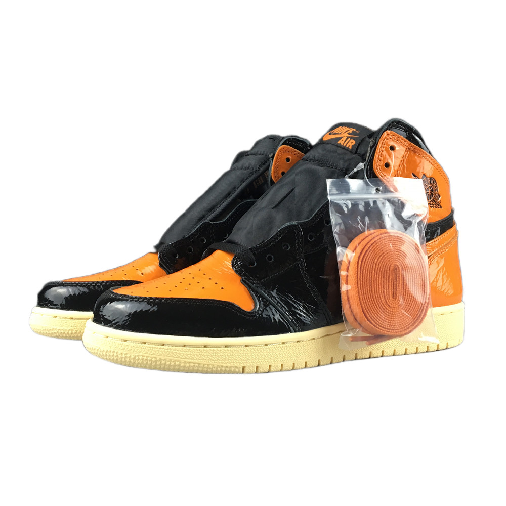 Air Jordan 1 Retro High Shattered Backboard 3.0 555088-028