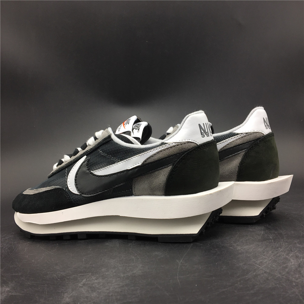 Nike LD Waffle sacai Black BV0073-001