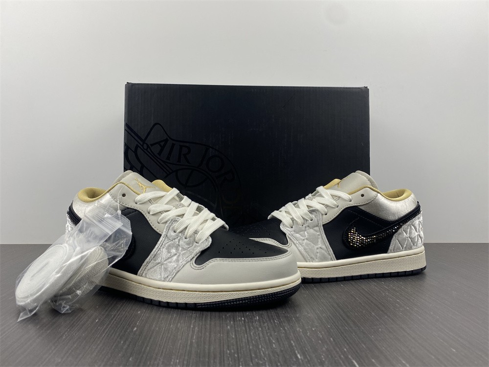 Jordan 1 Low Beaded Swoosh DV1762-001