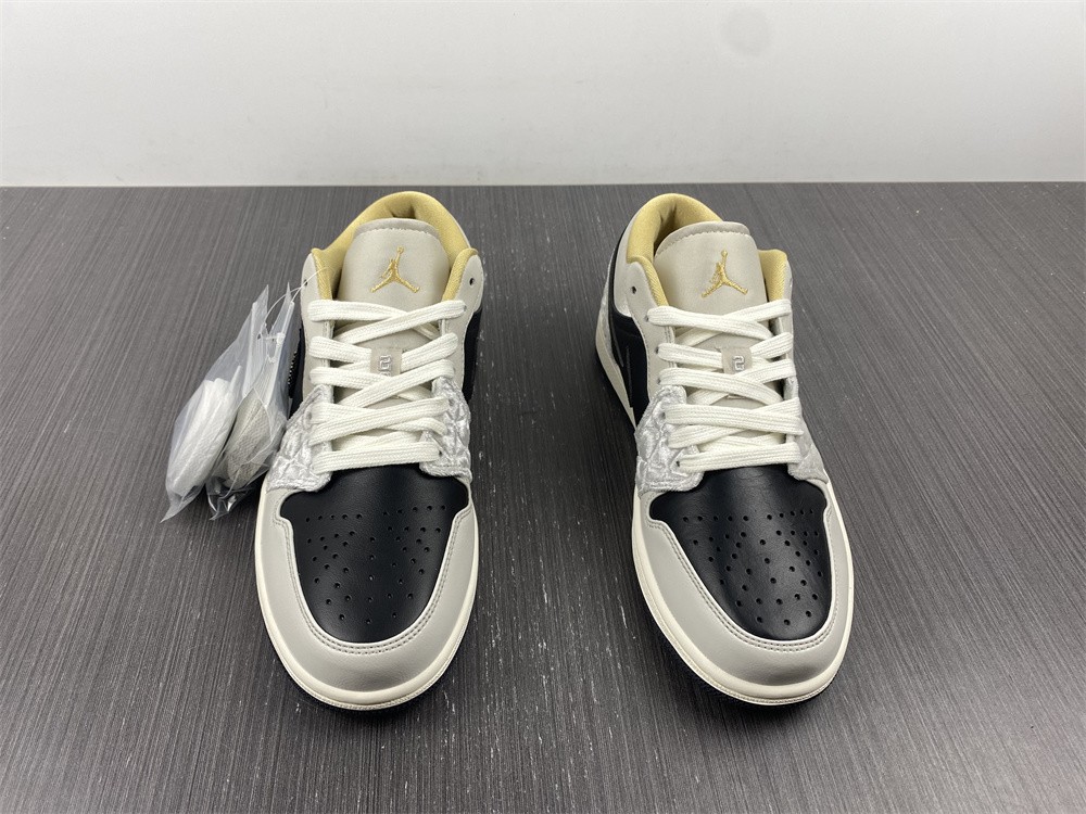 Jordan 1 Low Beaded Swoosh DV1762-001