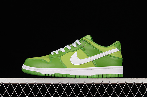 Nike Dunk Low Chlorophyll DJ6188-300
