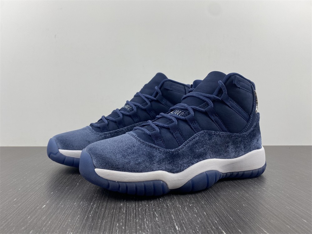 Jordan 11 Retro Midnight Navy (W) AR0715-441