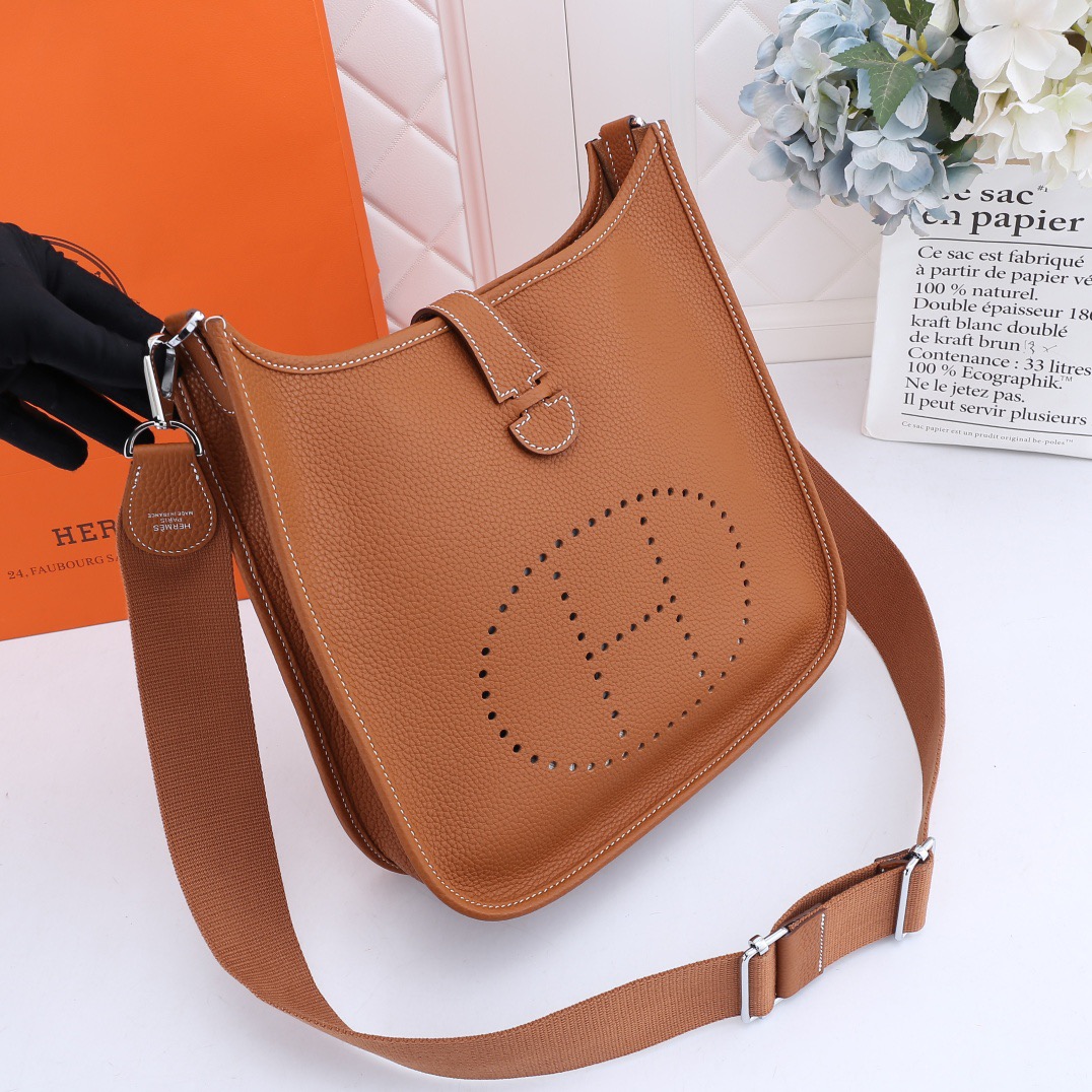 Herm5s Evlyne 28CM