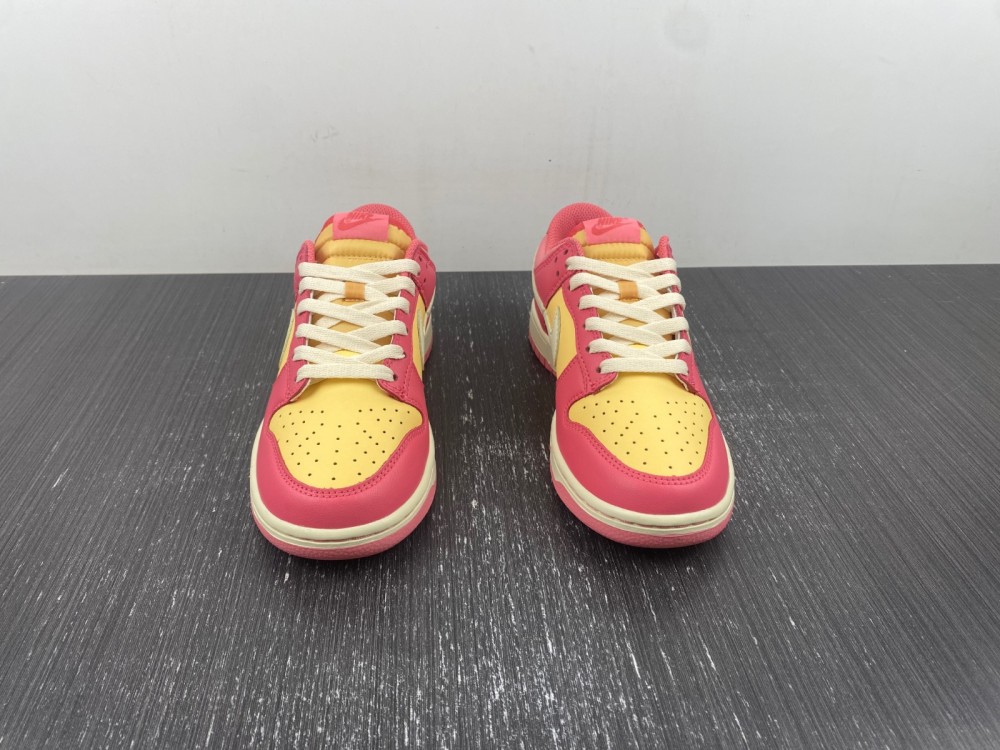 Nike Dunk Low GS Strawberry Peach DH9765-200