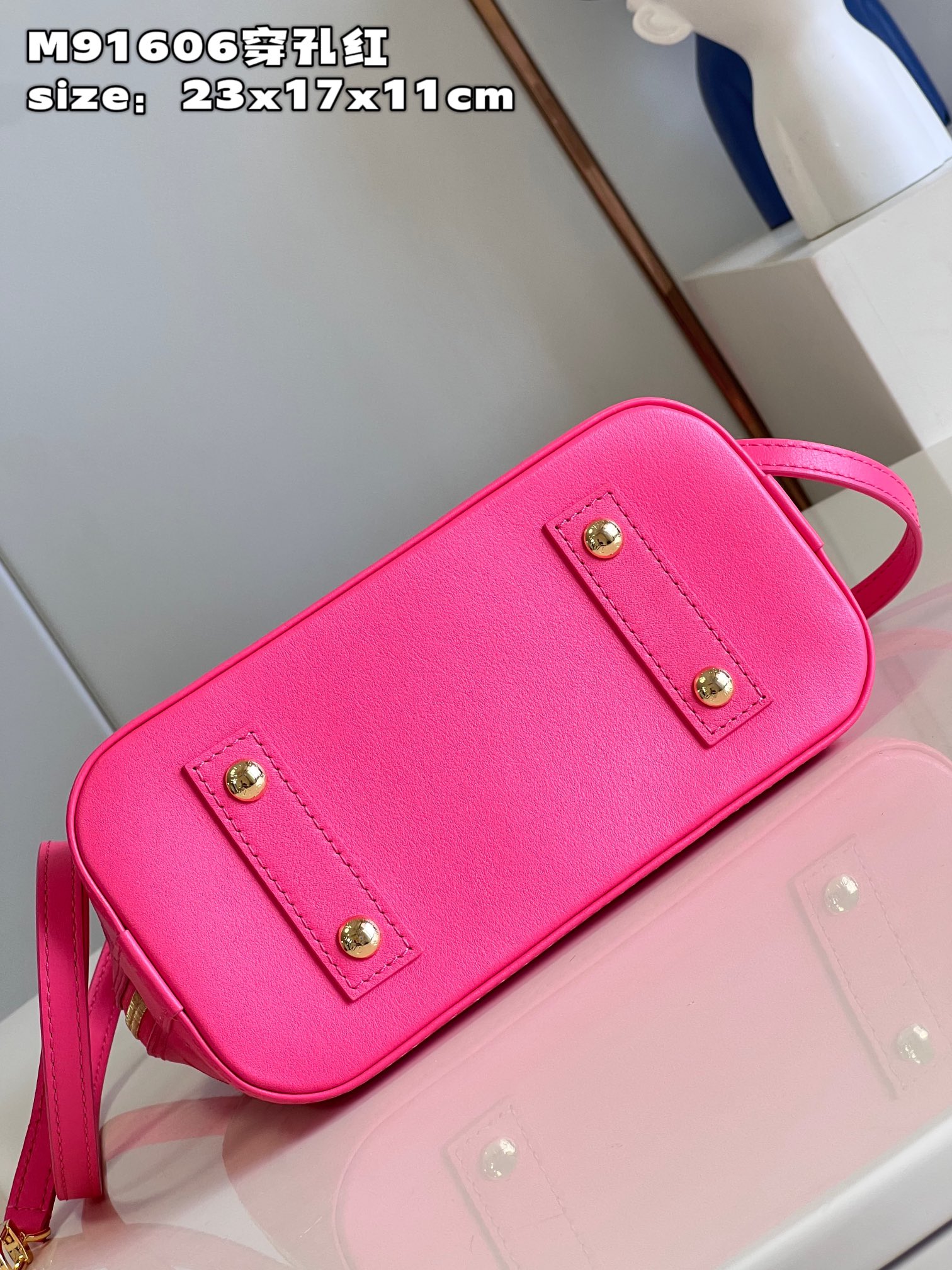 1V Broderie Anglais bag 23.5*17.5*11.5cm