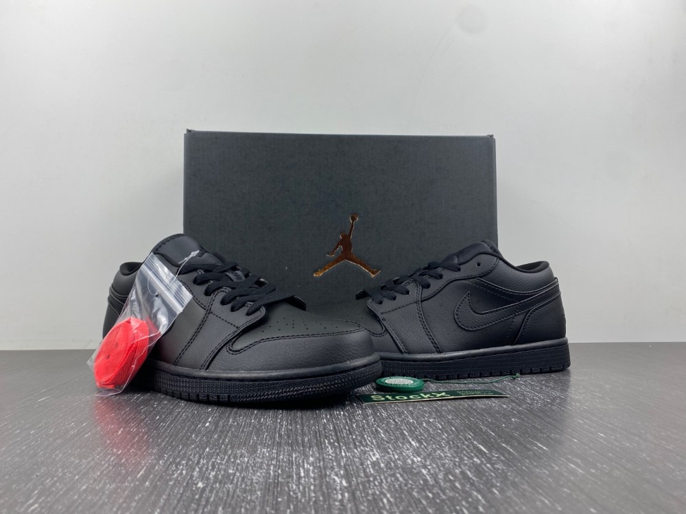 Air Jordan 1 Low Triple Black 553558-091