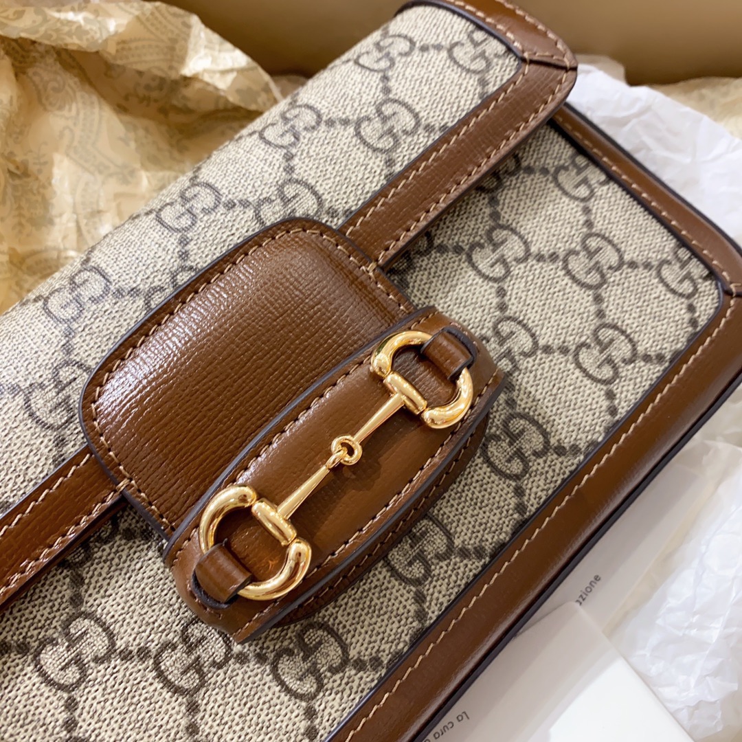 G*u*i bag 21.5*12.5*3cm 2023120601