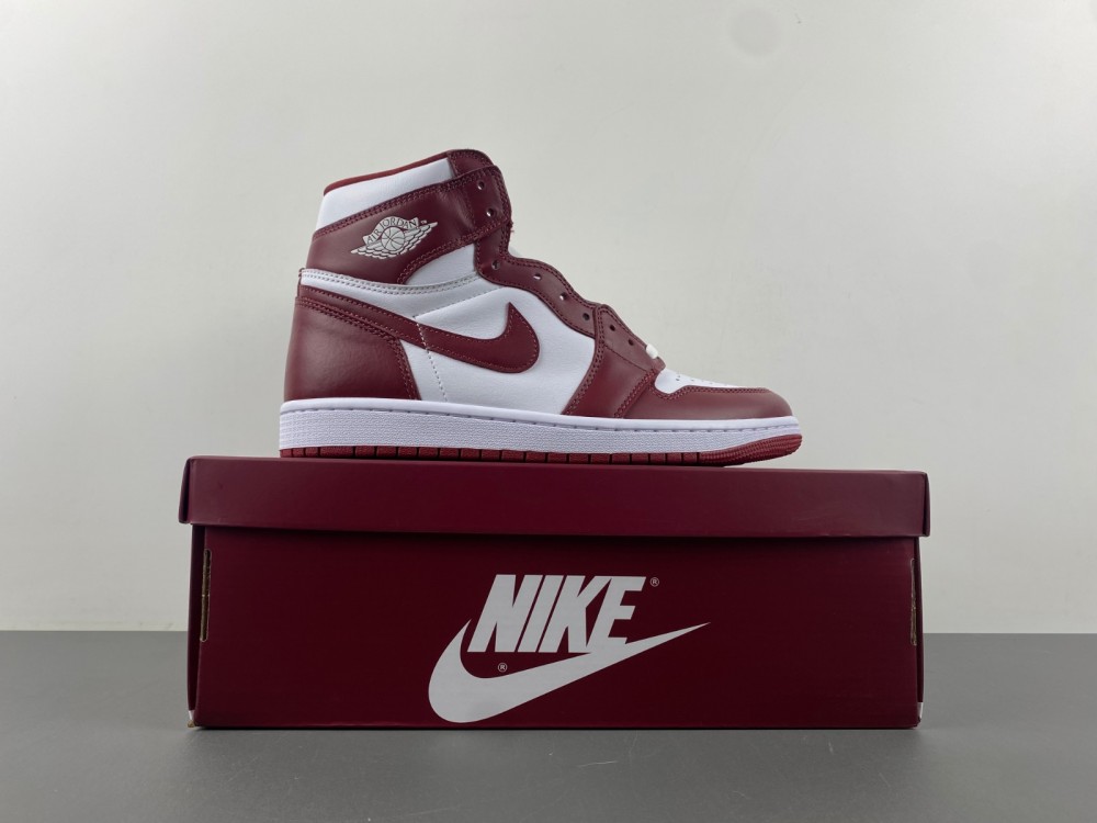 Air Jordan 1 Retro High OG Team Red DZ5485-160