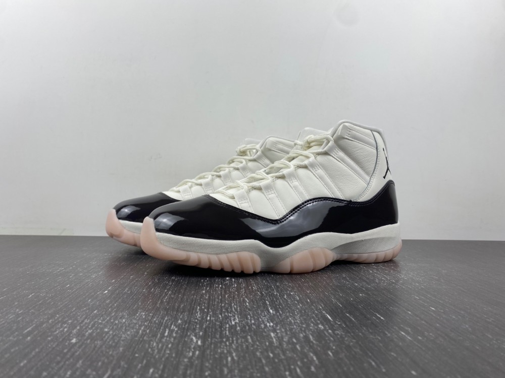 Air Jordan 11 Retro Neapolitan AR0715-101