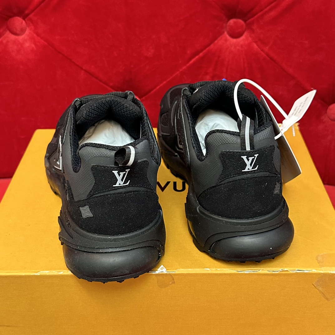 LV sneaker 2024051001