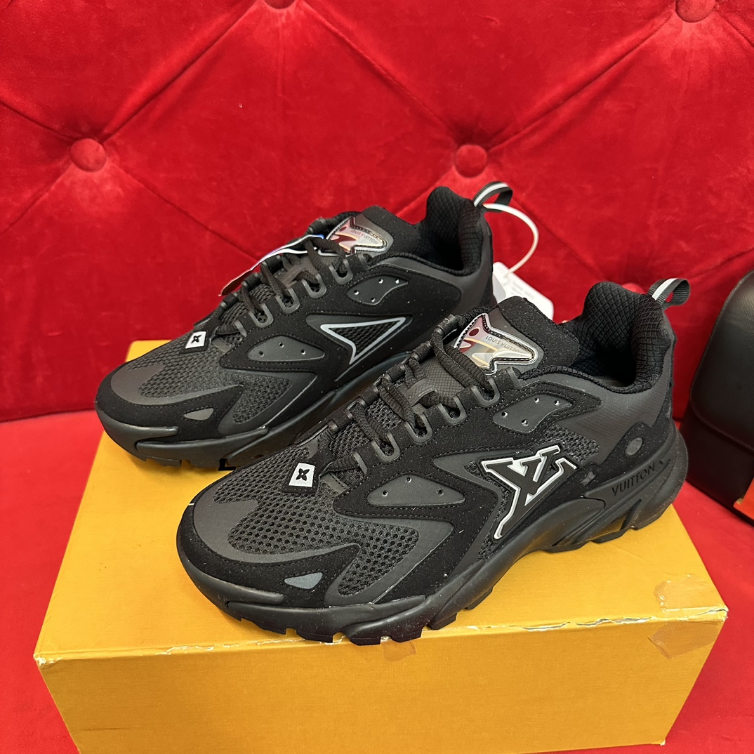 LV sneaker 2024051001