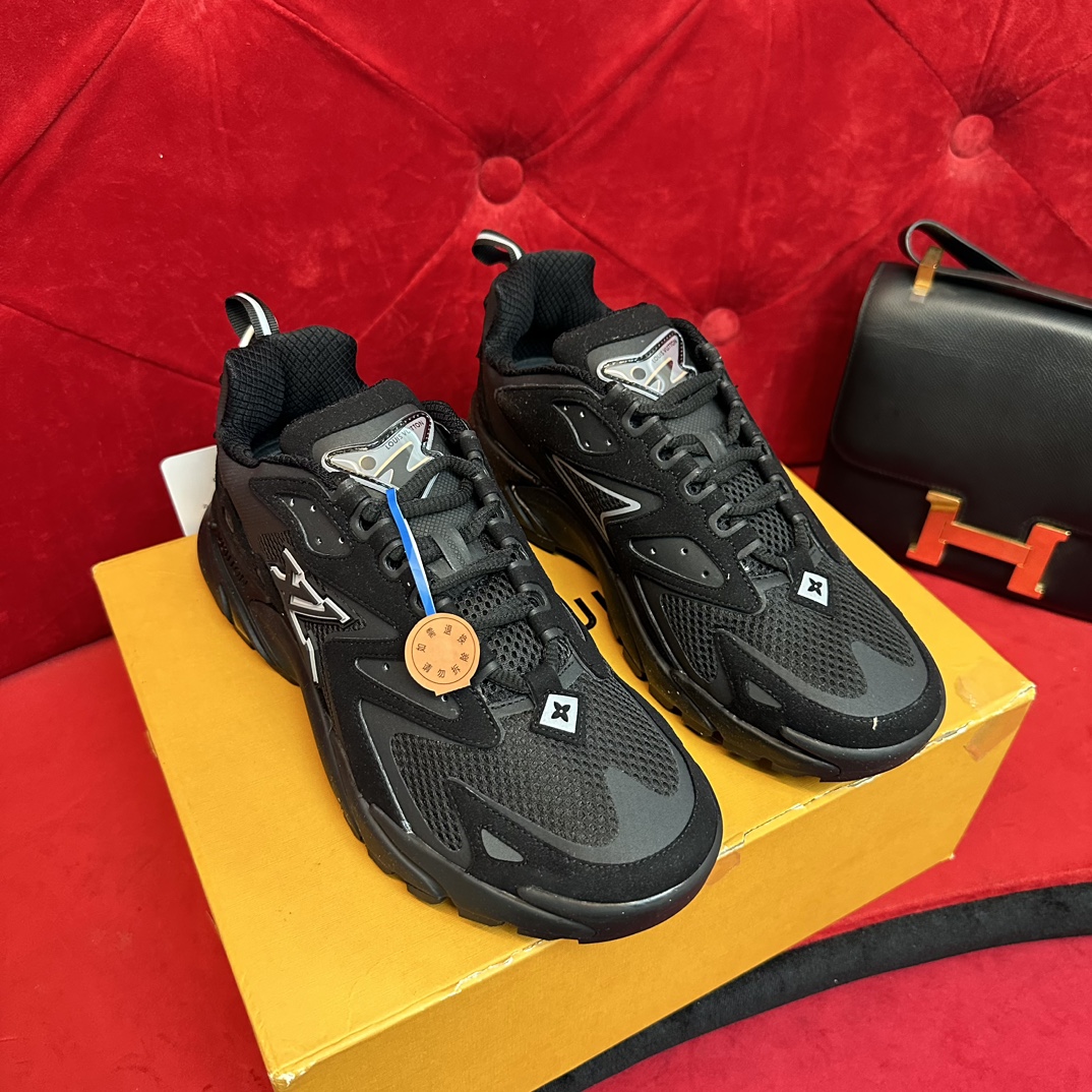 LV sneaker 2024051001