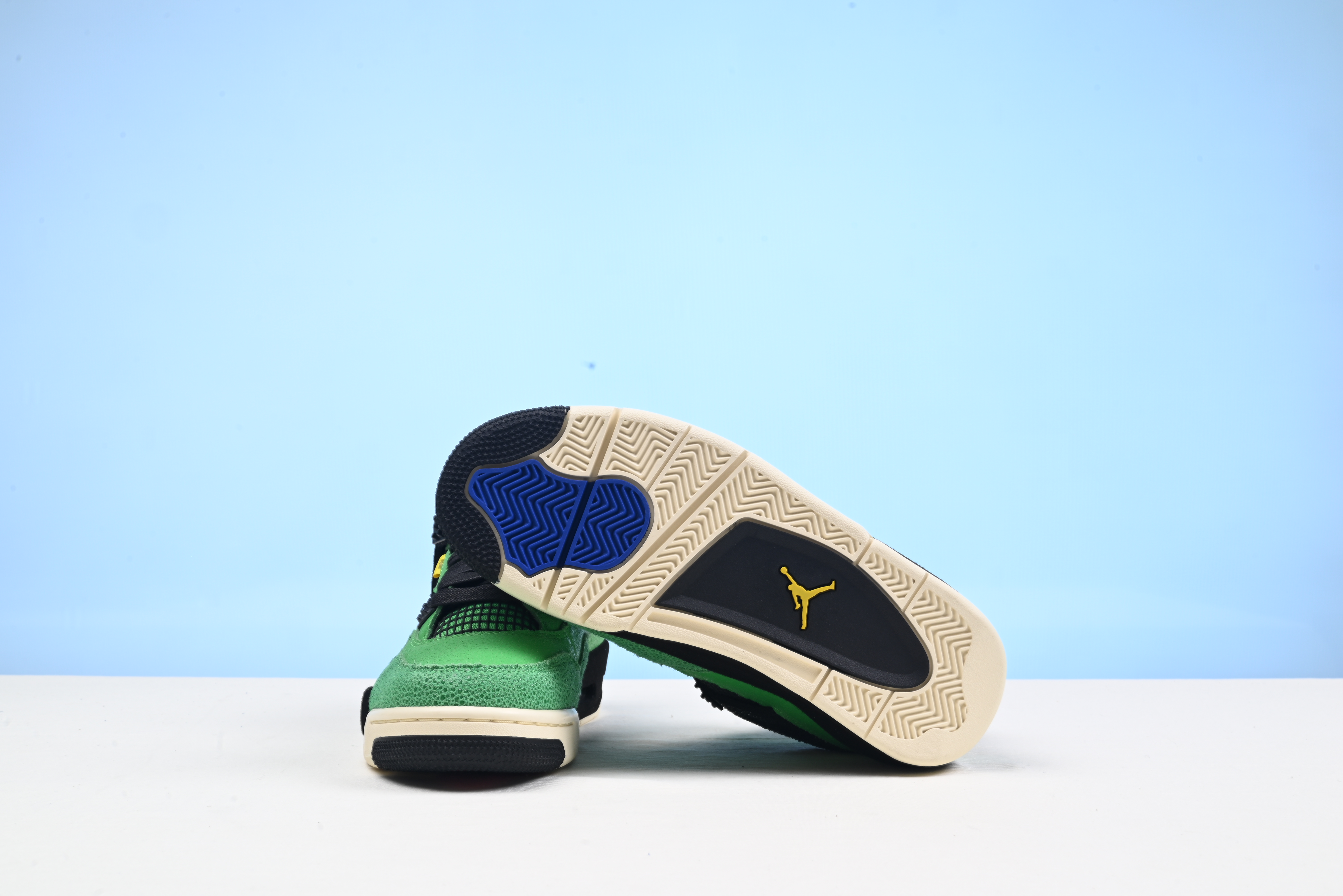 Jordan 4 Retro Manila HO19 MNJDLS 416 LN3 (with special box)