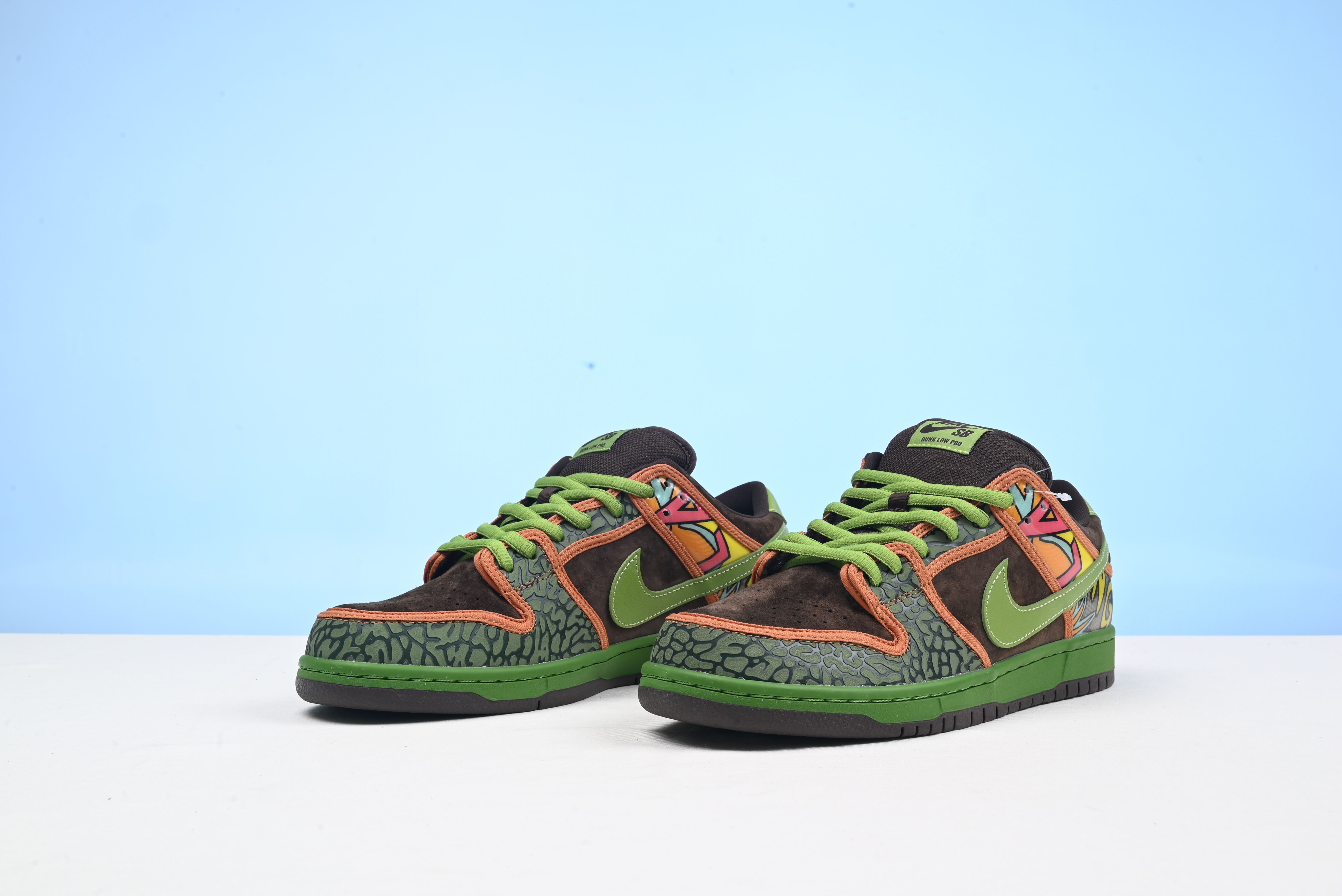 Nike SB Dunk Low De La Soul 789841-332
