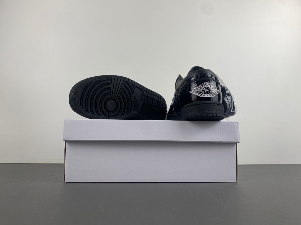 Jordan 1 Low SE Patent Elephant Black HJ7743-010