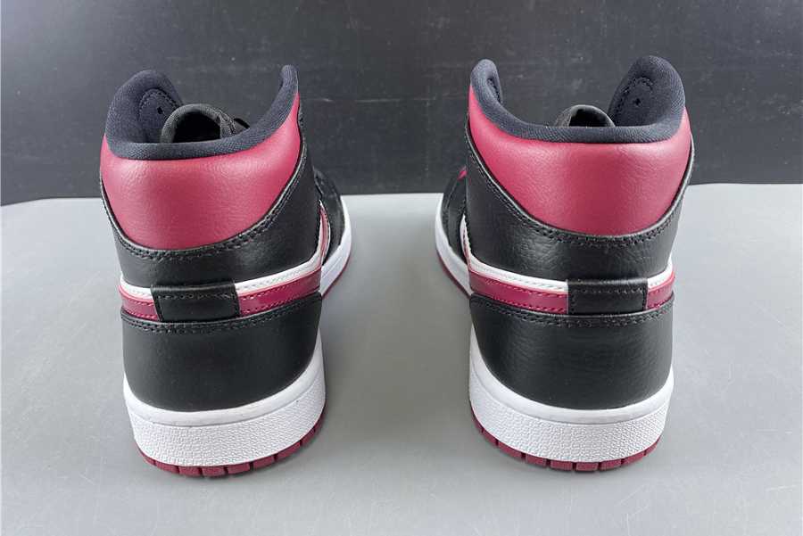Air Jordan 1 MID AJ1 554724-066