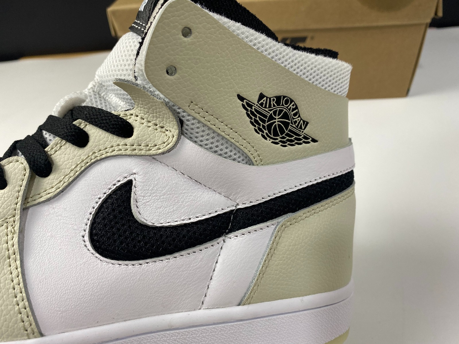 Air Jordan 1 High Zoom Comfort Light Bone CT0979 002
