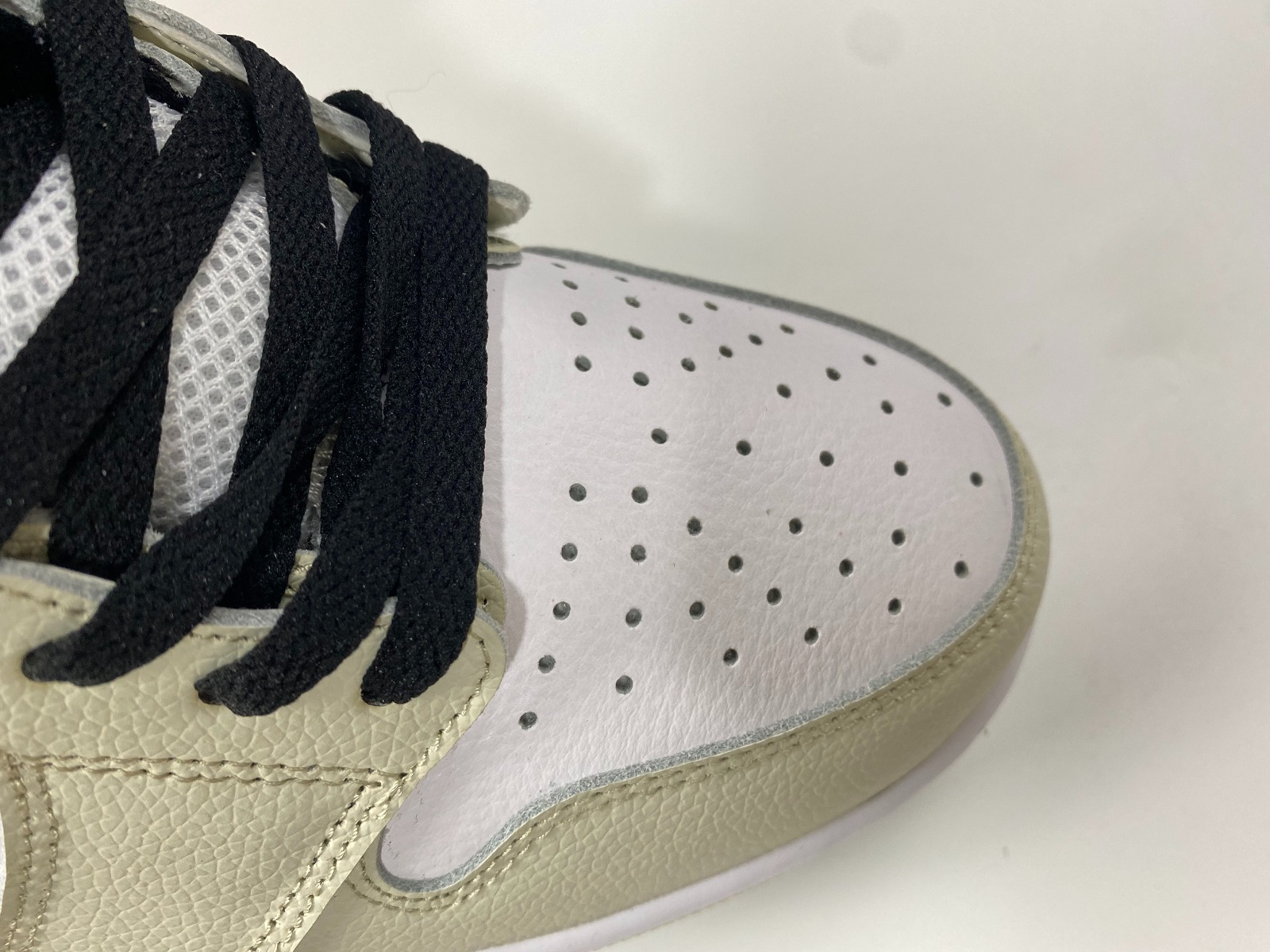 Air Jordan 1 High Zoom Comfort Light Bone CT0979 002
