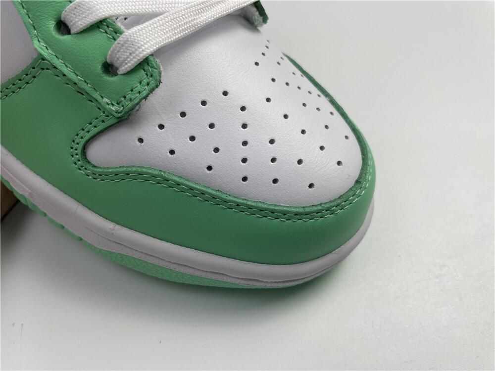 Nike Dunk Low Green Glow DD1503-105